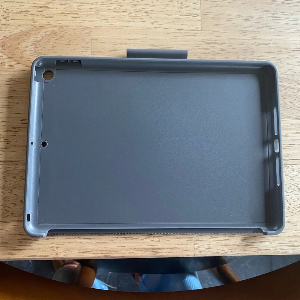 Logitech Combo Touch: Gray Tablet with Keyboard Case